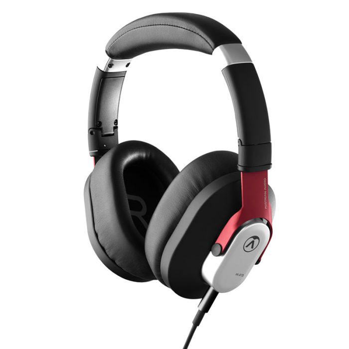 Austrian Audio Hi-X15