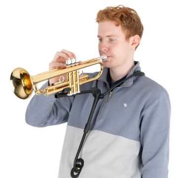 TRUMPETHOLDER